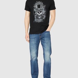 Guns N Roses T-Shirt Faded Skull Vintage Band Classic Tee Guns N Roses T-Shirt Faded Skull Vintage Band Classic Tee