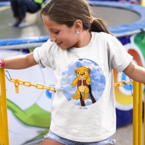 T-shirt Simba bebe  Jeune Roi Lion Erige par Rafiki T-shirt Simba bebe  Jeune Roi Lion Erige par Rafiki