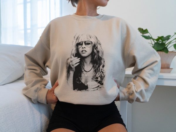 Stevie Nicks sweatshirt – Apparel, Mug, Home Decor – Perfect Gift For Everyone