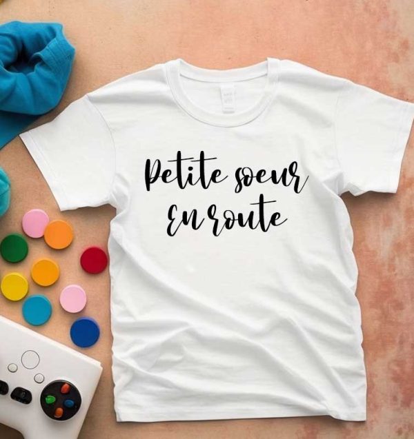 T-shirt Petite Sœur en Route pour grand frère  Sœur