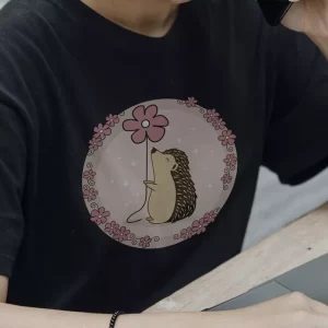 T-shirt Herisson avec fleurs T-shirt Herisson avec fleurs