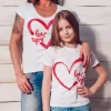 T shirt fete des meres Coeurs de nom personnalise