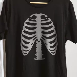 Tee shirt halloween Squelette de cotes Tee shirt halloween Squelette de cotes