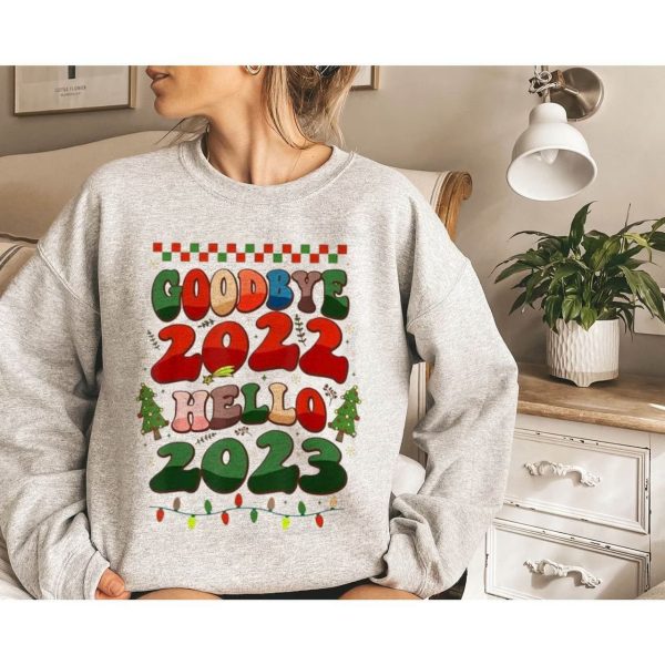 Christmas Vintage Goodbye 2022 Hello 2023 Party Crewneck Hoodie