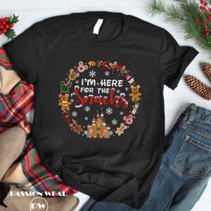 Disney I’m Here For The Snacks Christmas Vacation Shirt