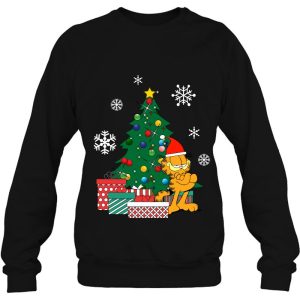Garfield Around The Christmas Tree Essential Sweatshirt