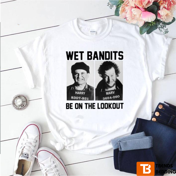 Harry And Marv Wet Bandits Be On The Lookout Home Alone Shirt