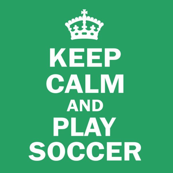 Keep calm and play soccer – T-shirt