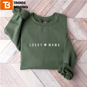 Mom St Patrick’s Day Sweatshirt Outfit