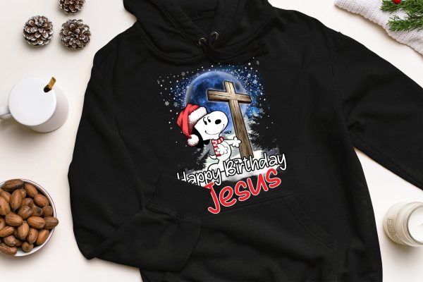 Snooppy Happy Birthday To Jesus Merry Christmas 2021 Sweatshirt