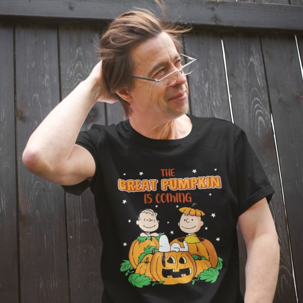 The Great Pumpkin Is Coming Snoopy Halloween Vintage T-Shirt