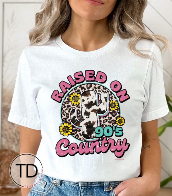 Raised On 90’s Country – Cute Country Women’s T-Shirt