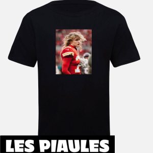 NFL T-Shirt Taylor Swift Jouant Pour Le Championnat NFL T-Shirt Taylor Swift Jouant Pour Le Championnat