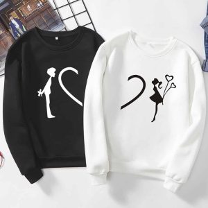 Pull Blanc Et Noir Assorti pour Homme Et Femme 2 Pull Blanc Et Noir Assorti pour Homme Et Femme 3