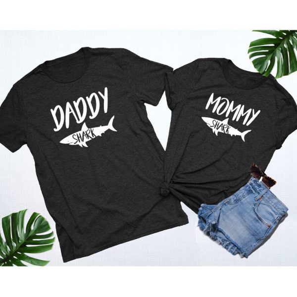 T shirt Couple Daddy Shark