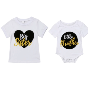 Tee shirt petites soeurs coeur noir