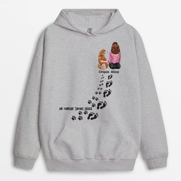 Sweat a Capuche Maman Chien Ne Marche Jamais Seule Personnalise