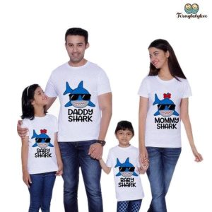 Tee shirt famille assorti requin