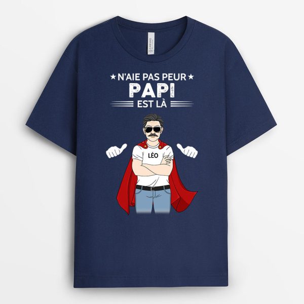 Papi Papa Est La – Cadeau Personnalise  T-shirt pour PapaPapi