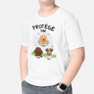 Protege Par Chien – Cadeau Personnalise  T-shirt pour Enfants Protege Par Chien – Cadeau Personnalise  T-shirt pour Enfants
