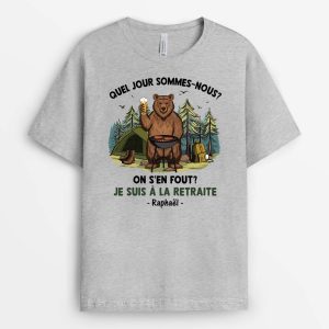 Quel Jour On Est  Qui S_en Soucie Je Suis A La Retraite – Cadeau Personnalise  T-shirt Unisex Quel Jour On Est  Qui S_en Soucie Je Suis A La Retraite – Cadeau Personnalise  T-shirt Unisex