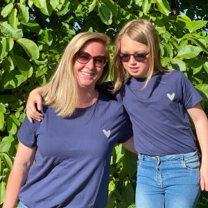 Tee-shirt coeur brode AMOUR Tee-shirt coeur brode AMOUR