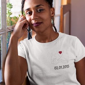 Tee-shirt – Main date – Pour femme Tee-shirt – Main date – Pour femme