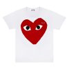 PLAY T-Shirt Large Red Heart and Emblem
